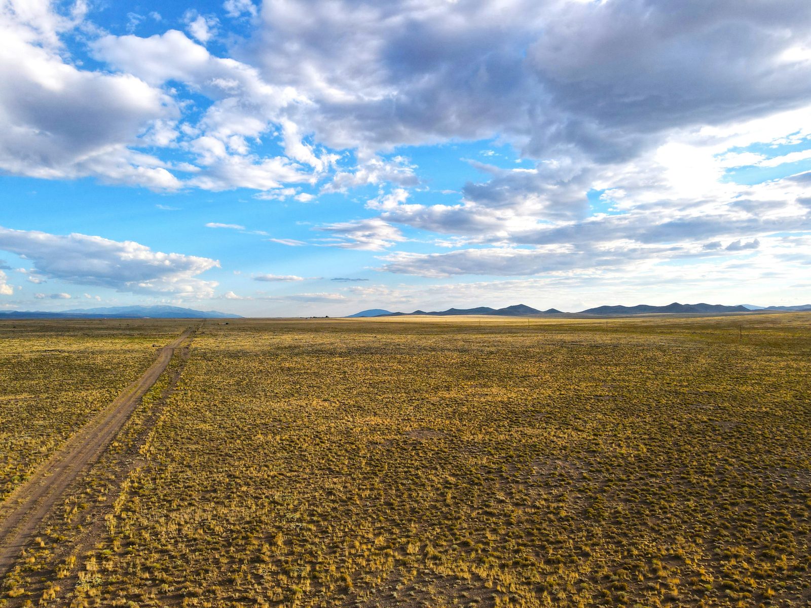 San Luis Valley Ranches — 16th St & Mohawk — 5.3 acres in Costilla County, Colorado